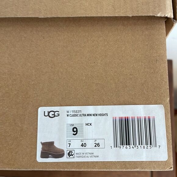 UGG Classic Ultra Mini New Heights Boots Hickory US Women Size 9/UK 7/EU 40 - Picture 13 of 16